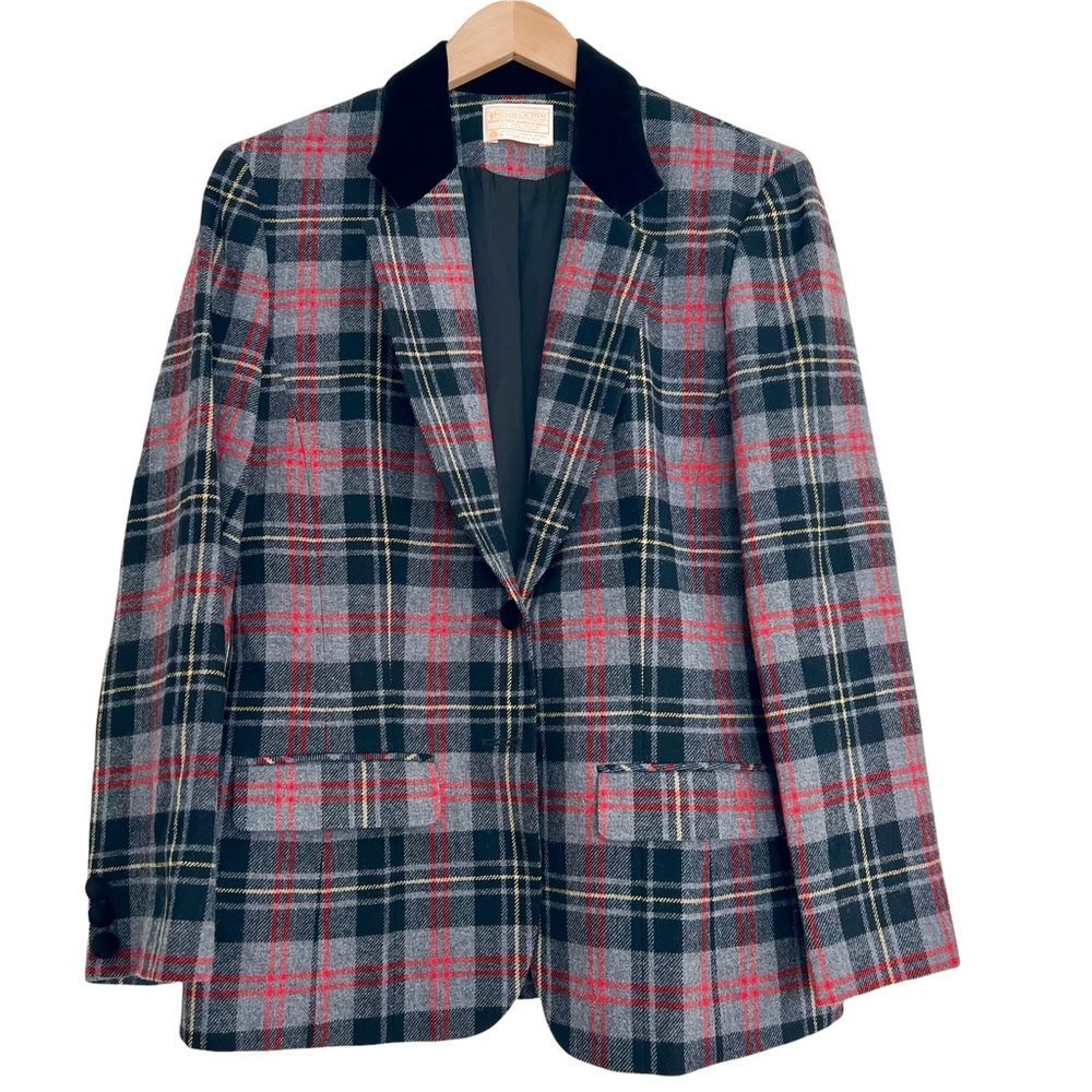 Vintage Pendleton Virgin Wool Plaid Blazer Jacket w/ Black Velvet Collar Size 8